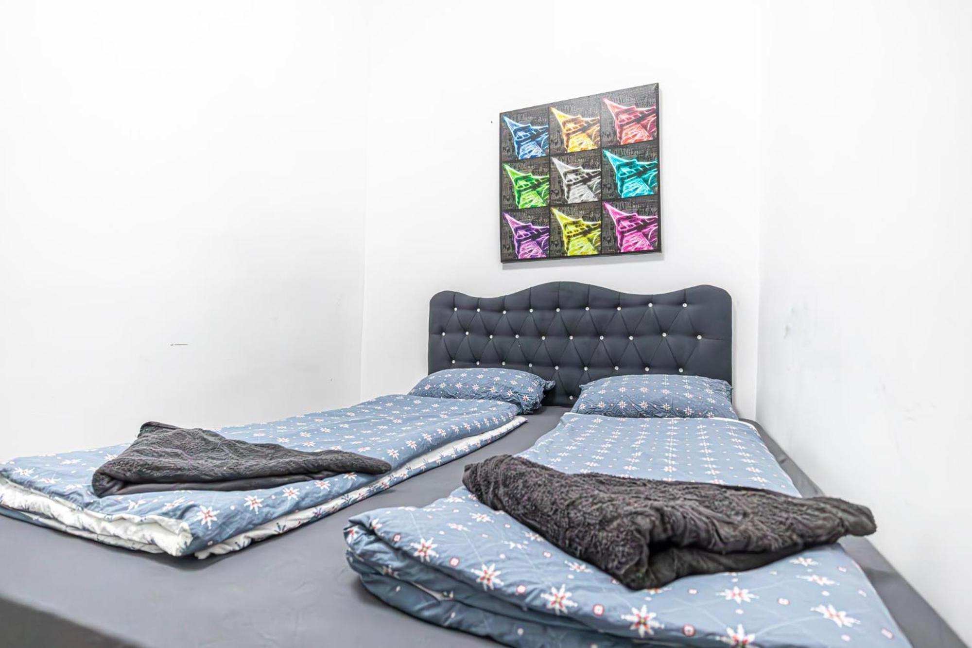 6 Min To Amusement Park - Economy Rooms In Shared Apartment ウィーン エクステリア 写真