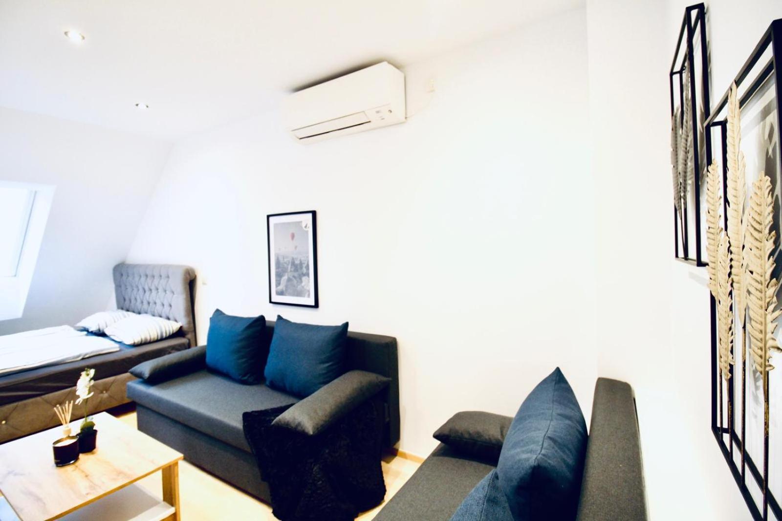6 Min To Amusement Park - Economy Rooms In Shared Apartment ウィーン エクステリア 写真