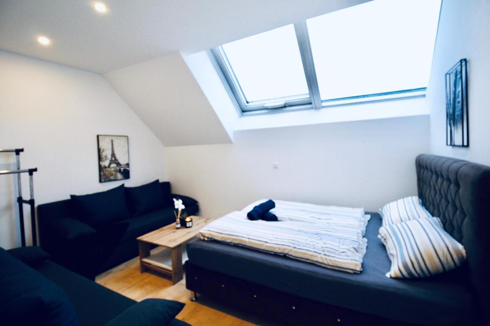6 Min To Amusement Park - Economy Rooms In Shared Apartment ウィーン エクステリア 写真
