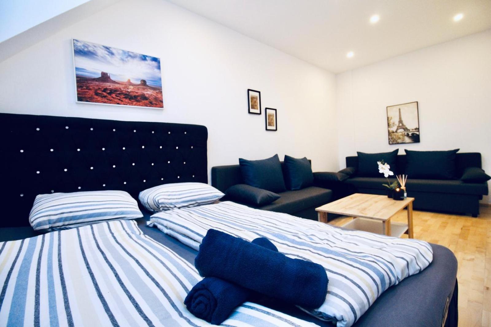 6 Min To Amusement Park - Economy Rooms In Shared Apartment ウィーン エクステリア 写真