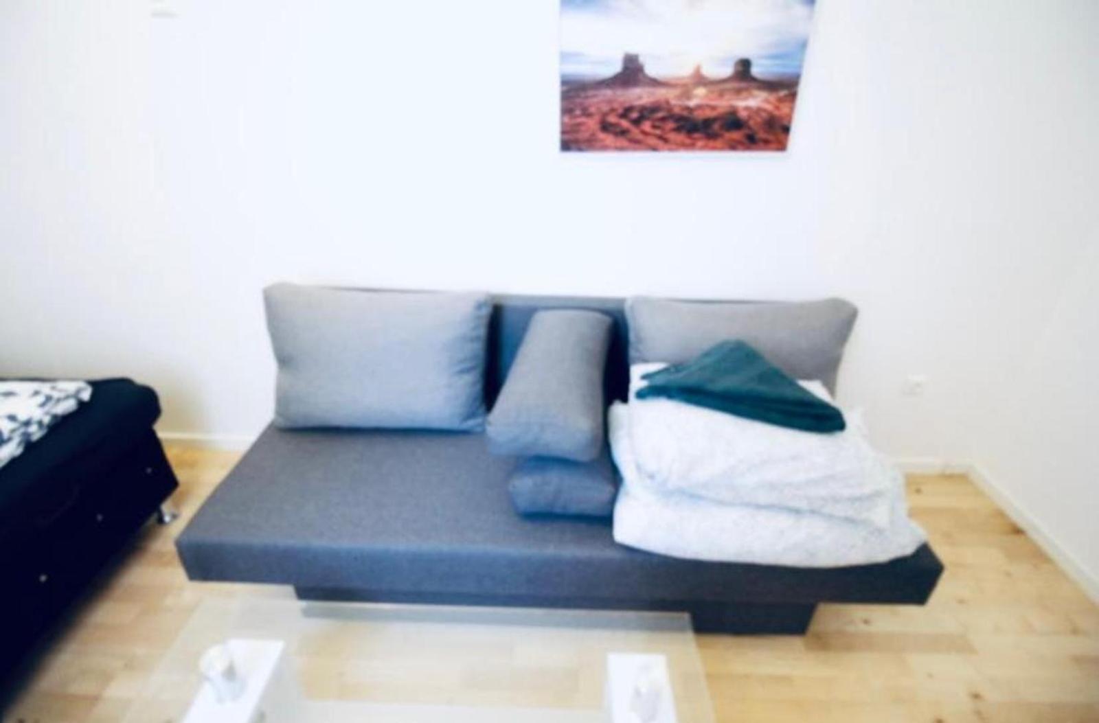6 Min To Amusement Park - Economy Rooms In Shared Apartment ウィーン エクステリア 写真